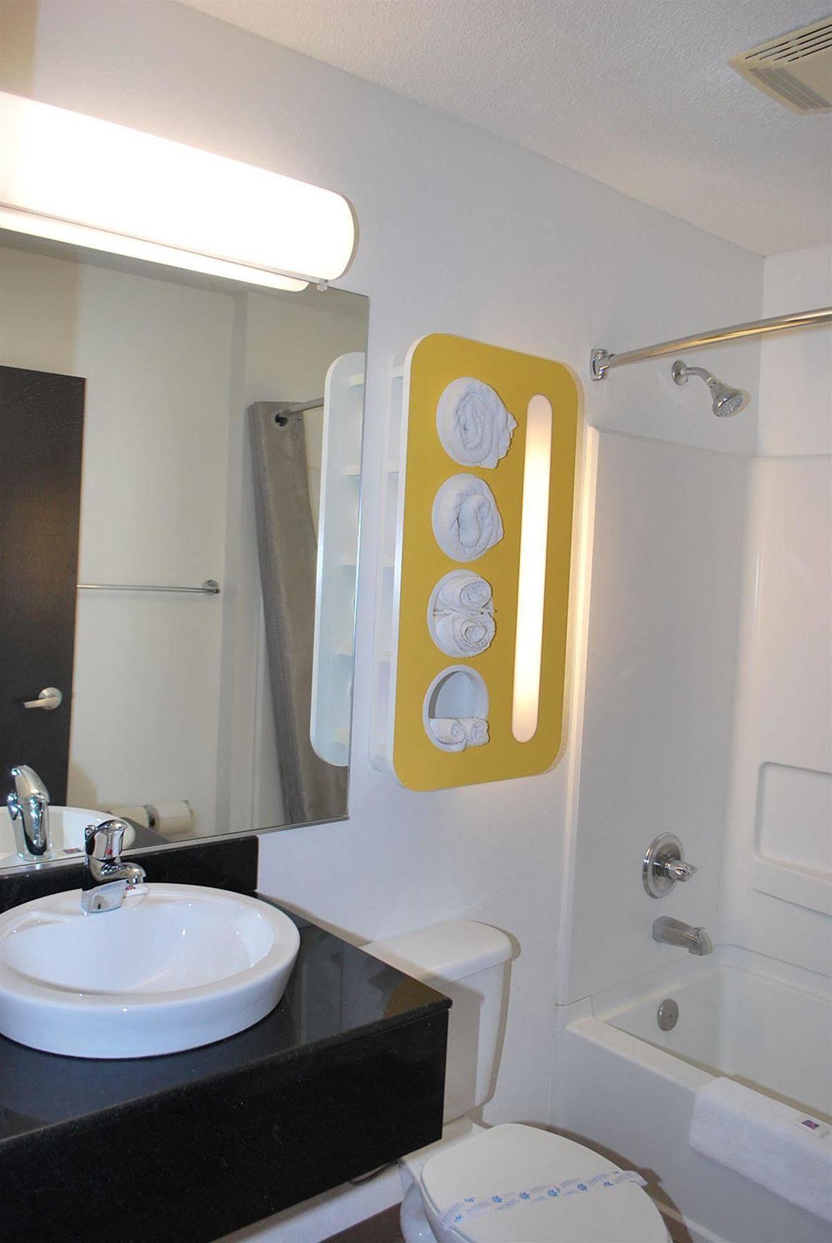 Motel 6 Indianapolis Carmel Экстерьер фото